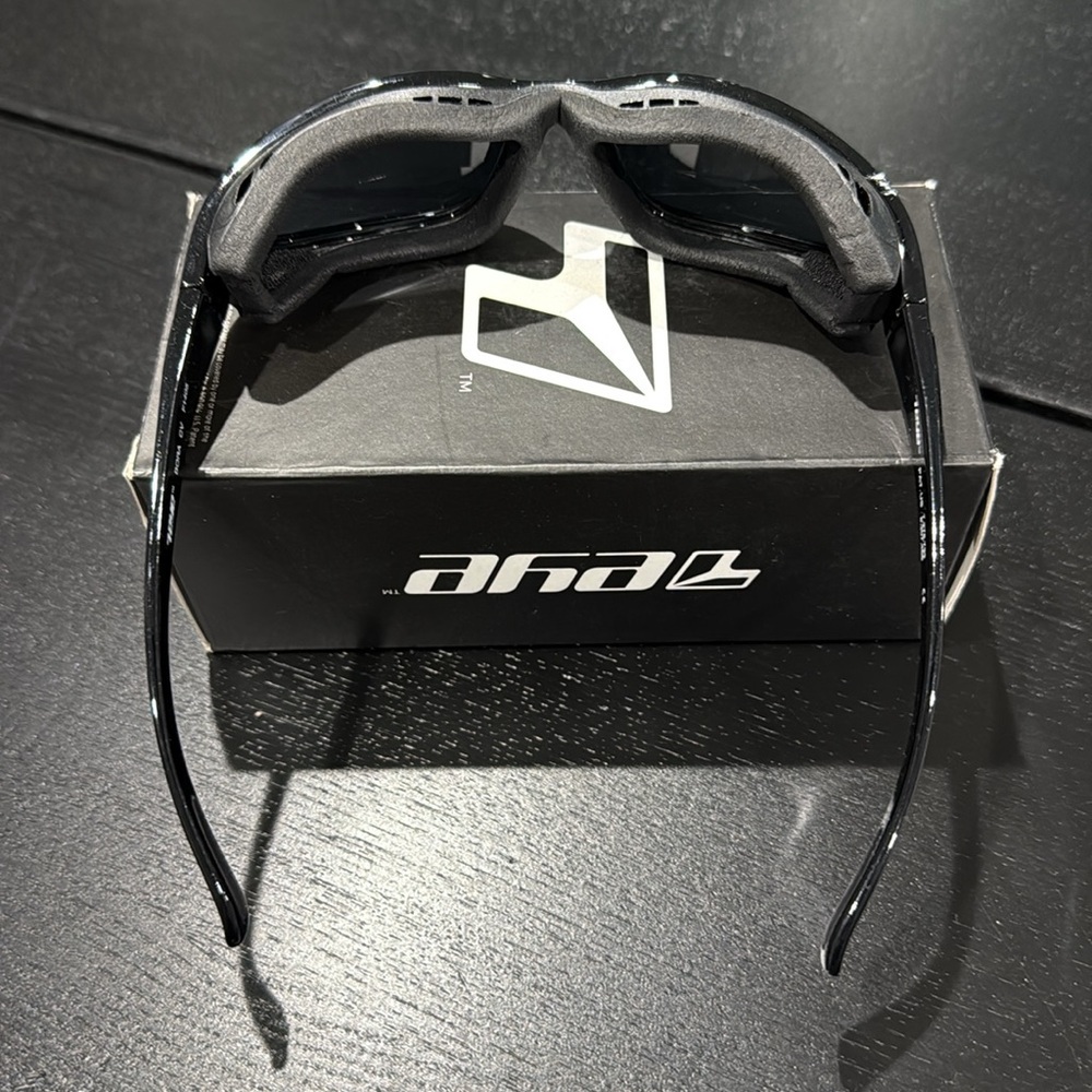 7eye Bora Gloss Black +1.50 Readers Riding Sunglasses - Picture 9 of 12